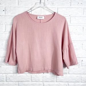 MEOMUA minimalistic light pink linen cropped top short sleeve